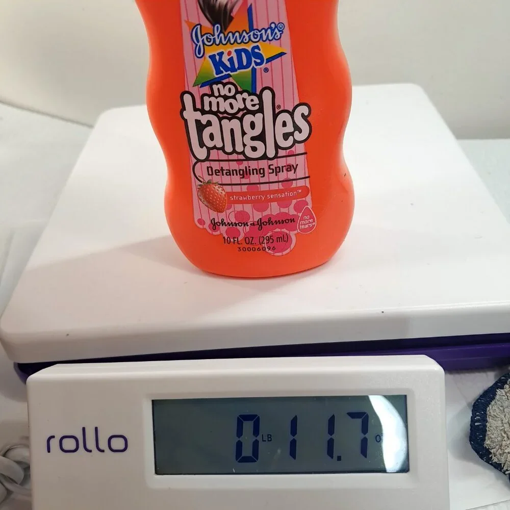 Johnson's Kids NO MORE TANGLES Spray‎ STRAWBERRY SENSATION 10oz kids hair READ